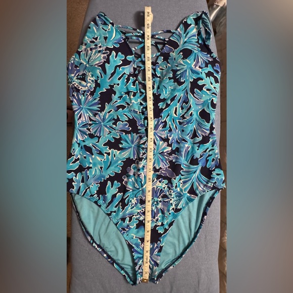 Lilly Pulitzer Womens Isle Lattice One-Piece Swimsuit size 12 - Picture 4 of 7